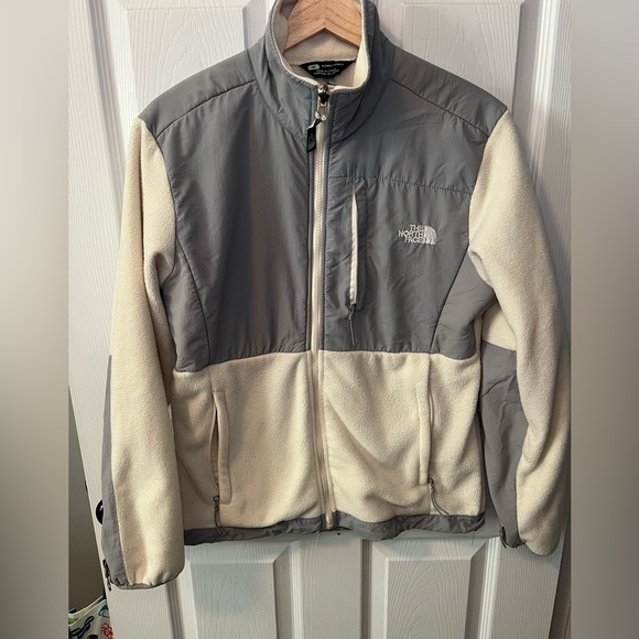 The North Face Women’s Gray and Cream Jacket - Picture 1 of 7